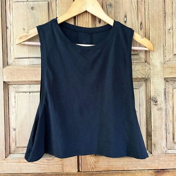 Lululemon 6 / 8 (?) All Yours Crop‎ Tank Black Cropped Athletic - Picture 1 of 5